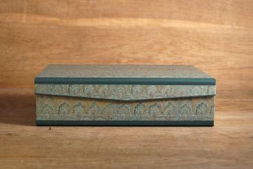 Preview: Box mit grünem Marmorpapier